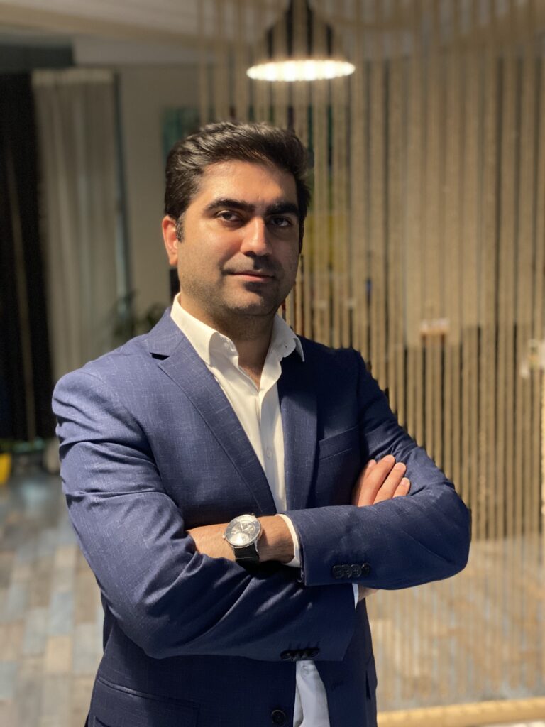 امید ابراهیمی مشاور برندینگ